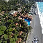 Th Gioiosa Mare - Capo Calava Village 3* Джоиоза-Мареа