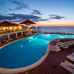 База отдыха Th Gioiosa Mare - Capo Calava Village 3*
