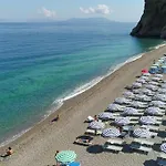 База отдыха Th Gioiosa Mare - Capo Calava Village