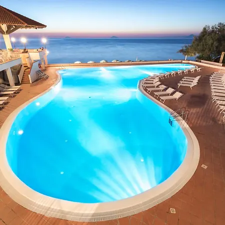Tatil parkı Th Gioiosa Mare - Capo Calava Village 3*
