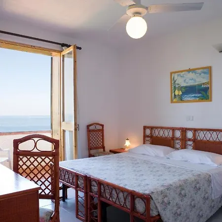 Th Gioiosa Mare - Capo Calava Village