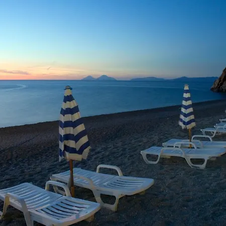 Th Gioiosa Mare - Capo Calava Village