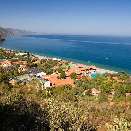 Th Gioiosa Mare - Capo Calava Village