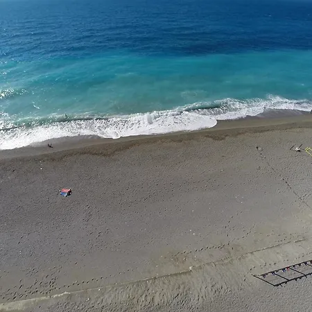 Tatil parkı Th Gioiosa Mare - Capo Calava Village Gioiosa Marea