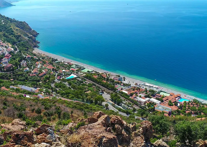 Th Gioiosa Mare - Capo Calava Village