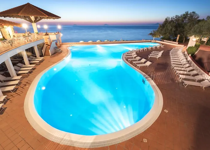 Feriepark Th Gioiosa Mare - Capo Calava Village 3*