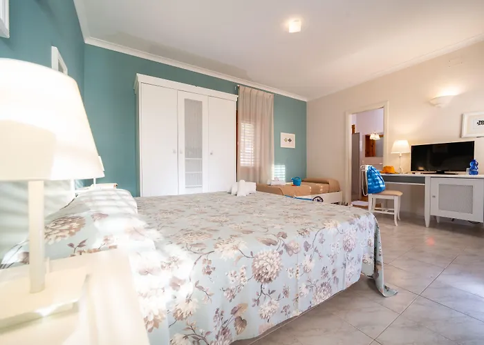 Th Gioiosa Mare - Capo Calava Village 3*