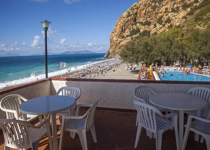 Th Gioiosa Mare - Capo Calava Village